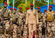 Face à Mamadi Doumbouya en Guinée, la tension sociale est à son comble